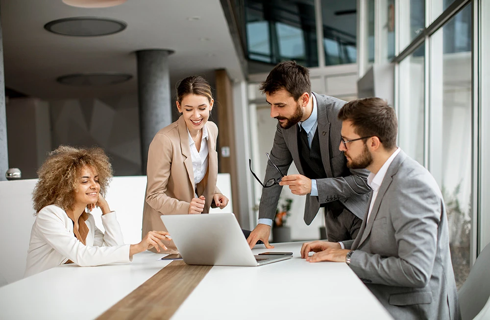 Afirme a presença online do seu negócio de forma exclusiva e personalizada.